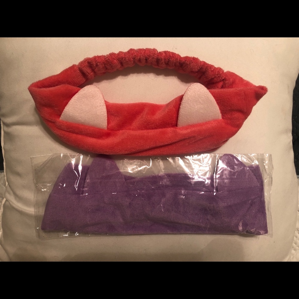 💕2 MakeUp/FaceWash Headband with cute cat ears.
